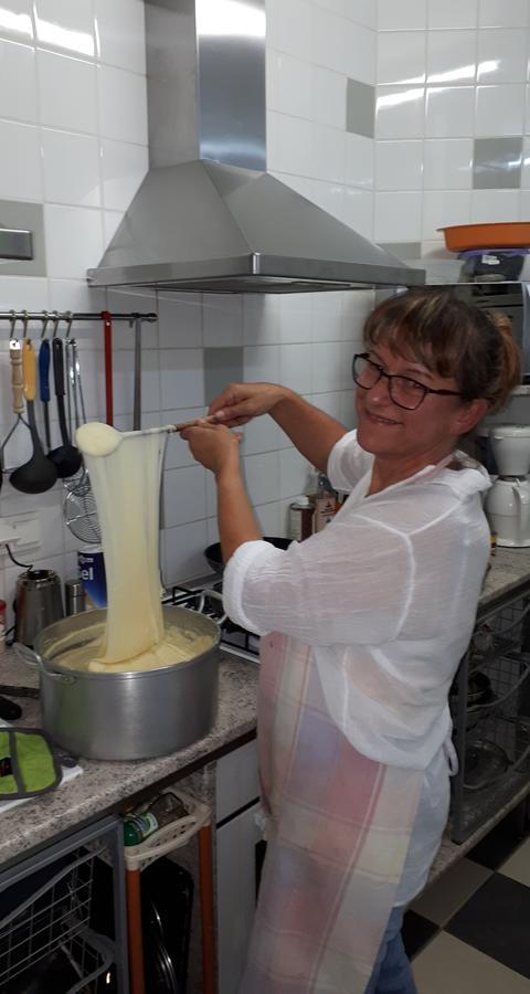 Bed and Breakfast Le Grand Val Lavastrie Esterno foto
